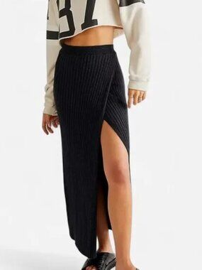 Free People Better Days Charcoal Gray Ribbed High Slit Skirt (WITH HOLE)